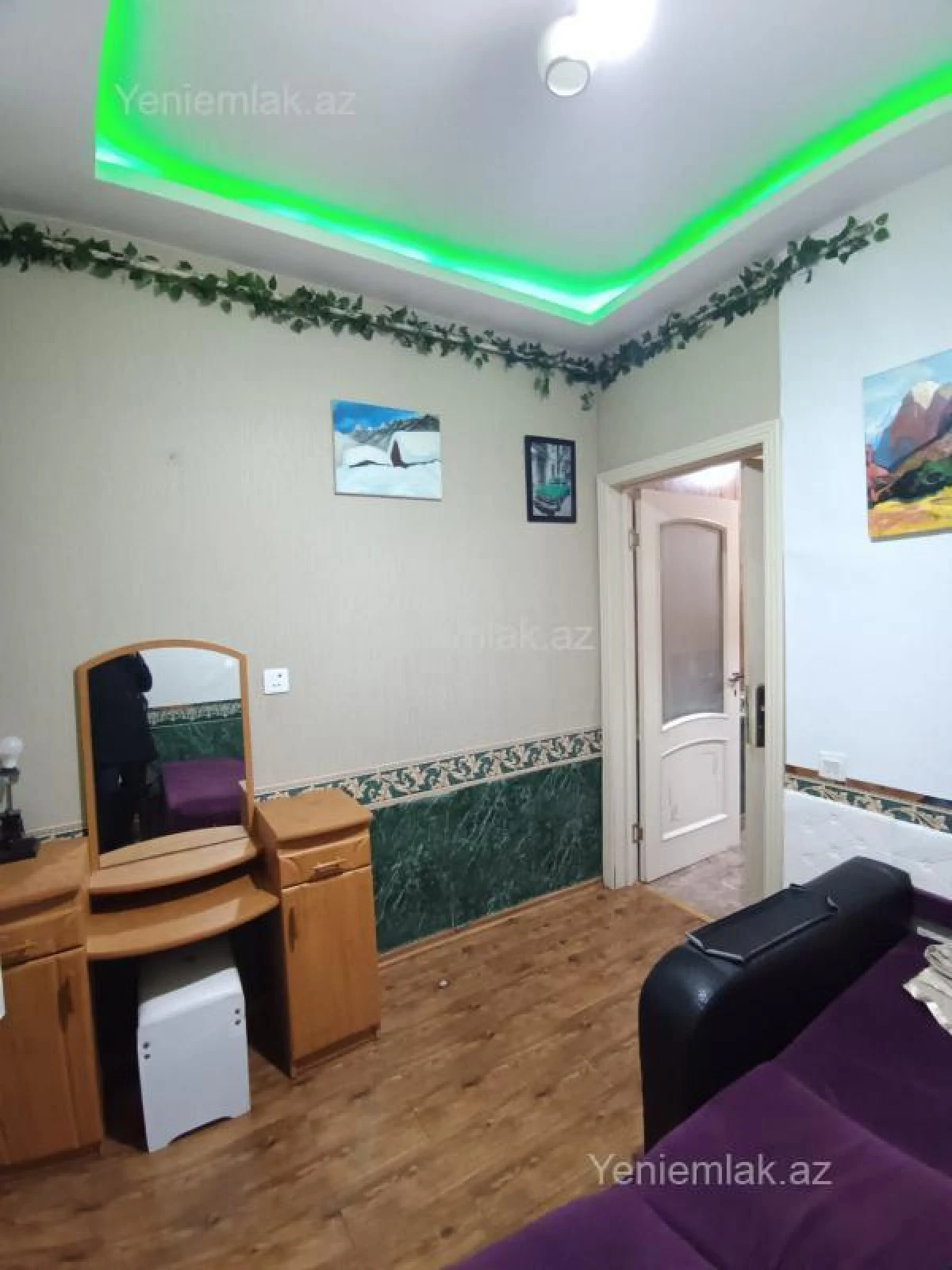 Satılır 3 otaqlı köhnə tikili 102 m²