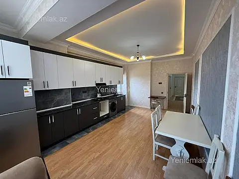 Satılır 4 otaqlı yeni tikili 135 m²