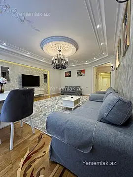 Satılır 4 otaqlı yeni tikili 220 m²