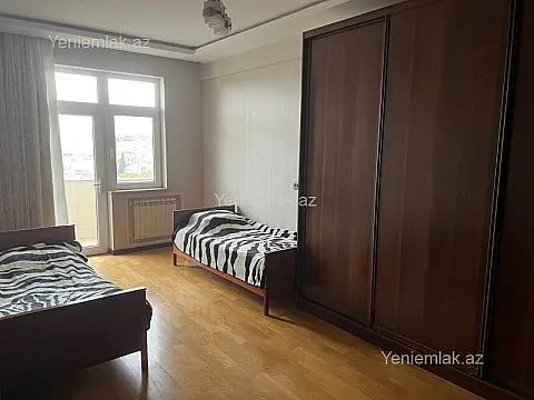 Satılır 4 otaqlı yeni tikili 183 m²