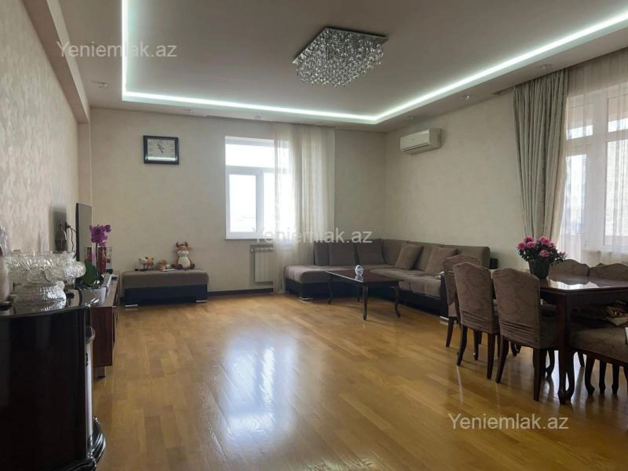 Satılır 4 otaqlı yeni tikili 183 m²