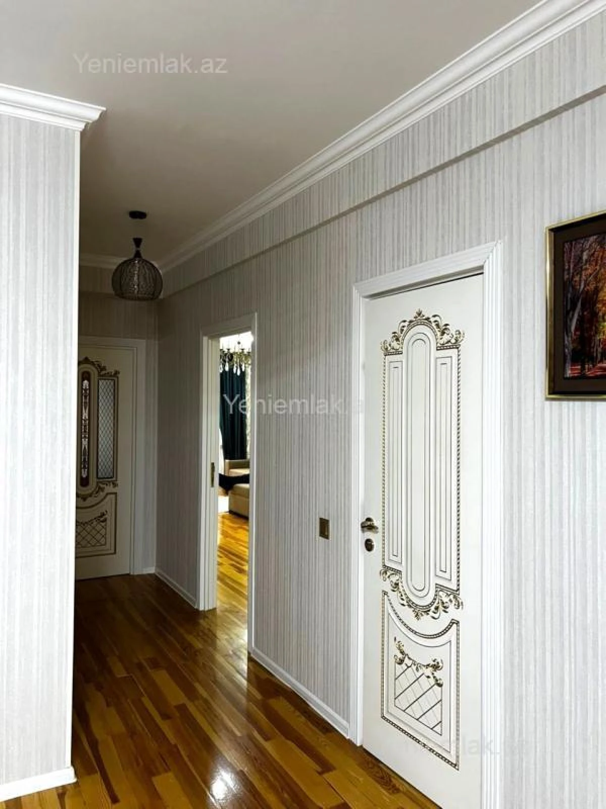 Satılır 3 otaqlı yeni tikili 125 m²