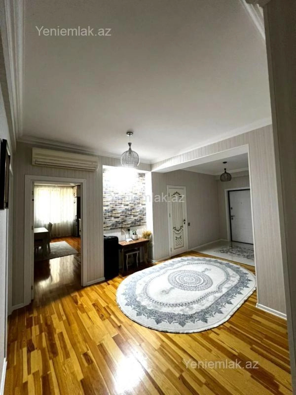 Satılır 3 otaqlı yeni tikili 125 m²