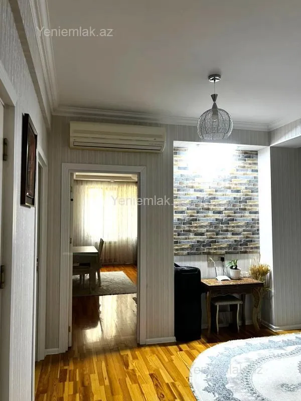 Satılır 3 otaqlı yeni tikili 125 m²