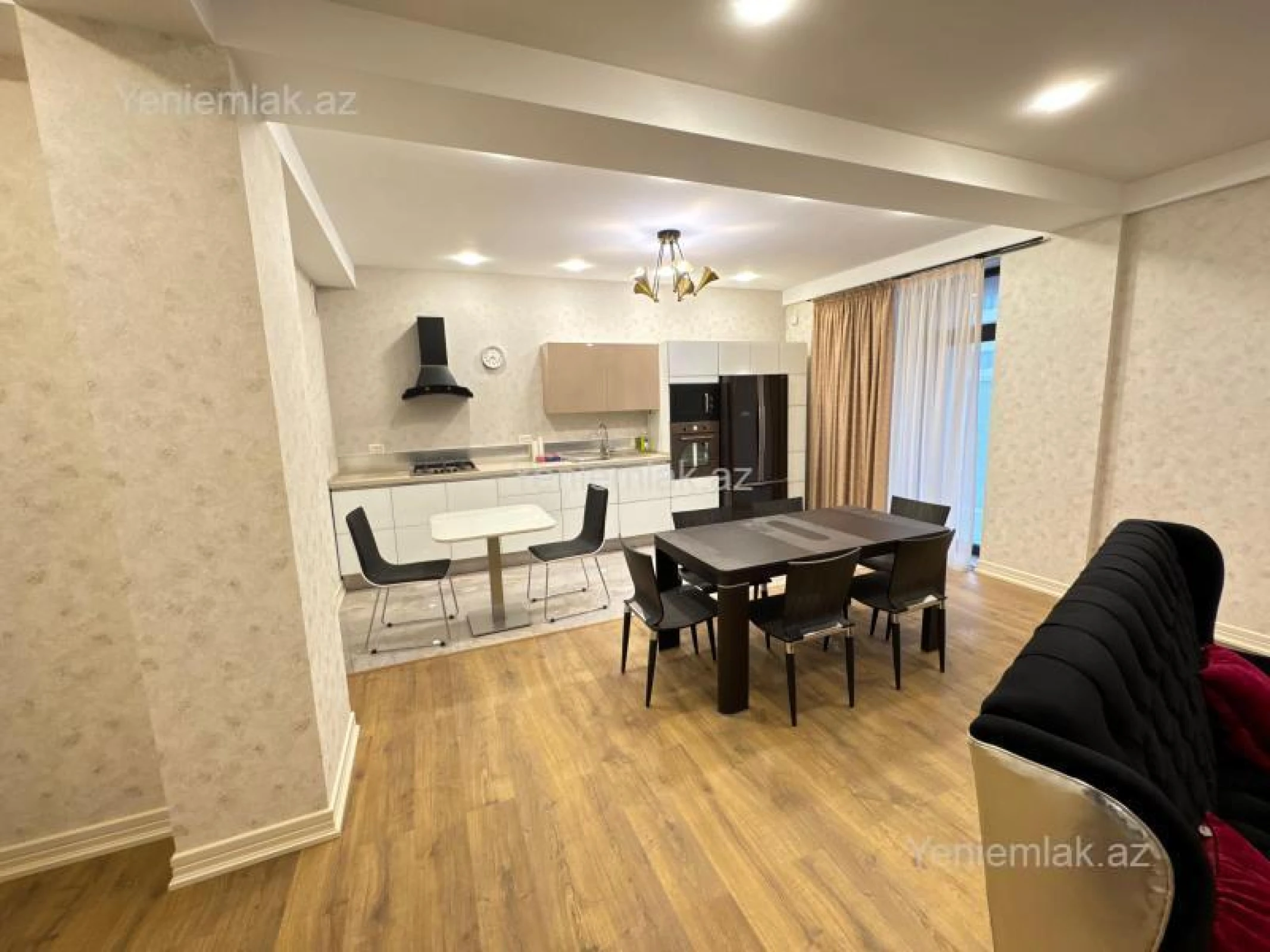 Satılır 3 otaqlı yeni tikili 148 m²