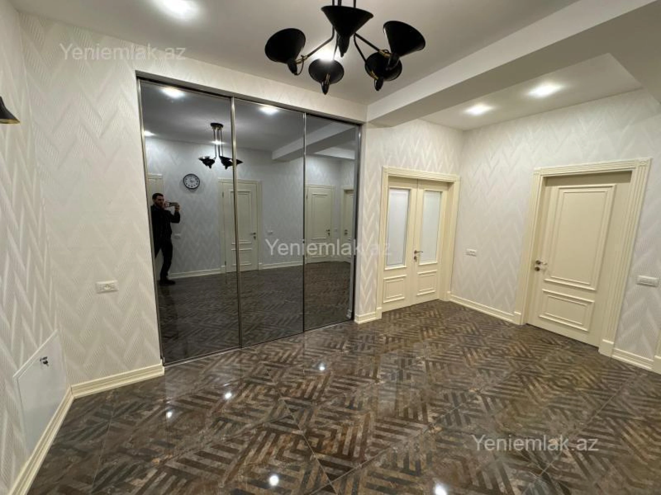 Satılır 3 otaqlı yeni tikili 148 m²