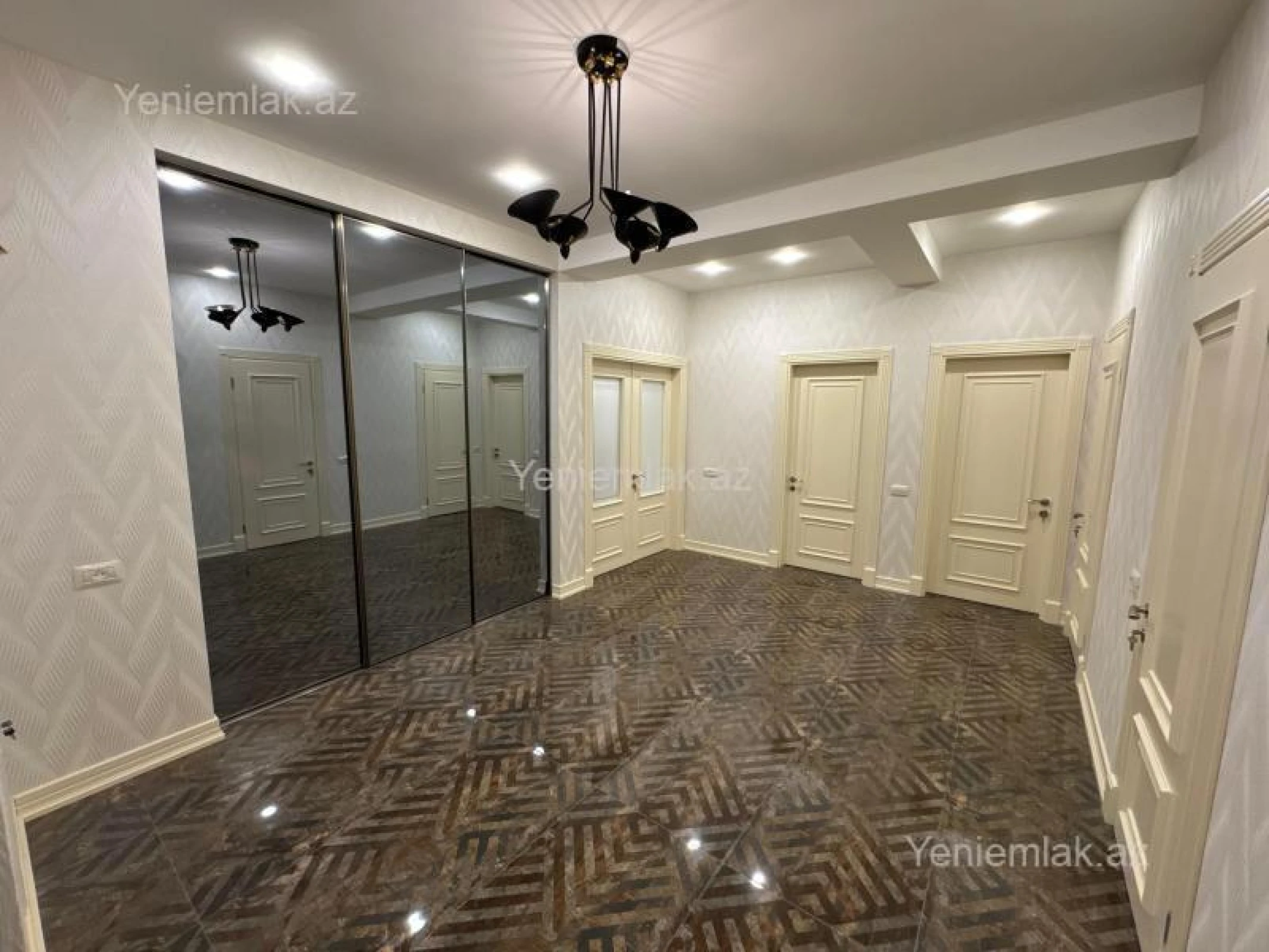 Satılır 3 otaqlı yeni tikili 148 m²