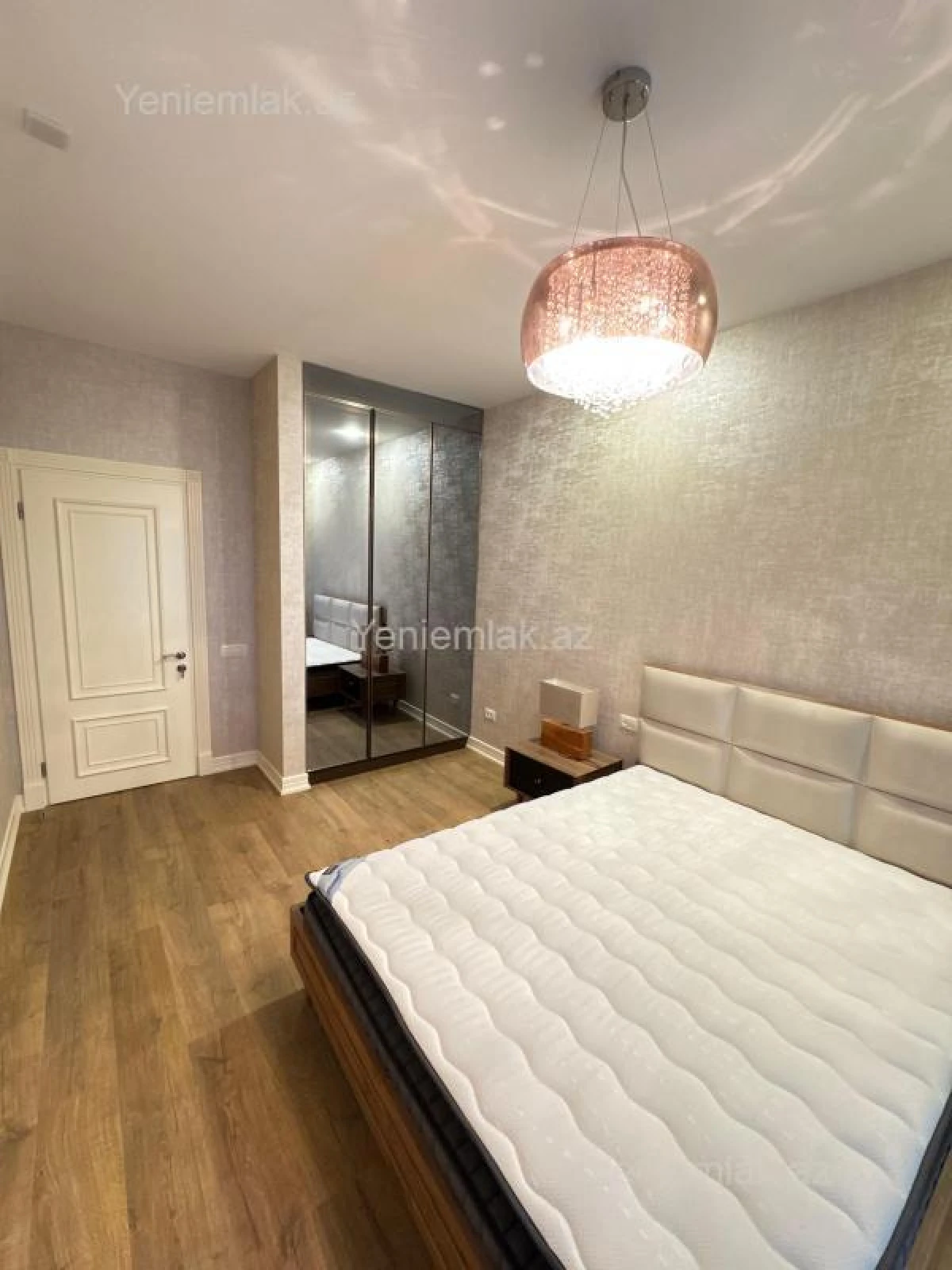 Satılır 3 otaqlı yeni tikili 148 m²