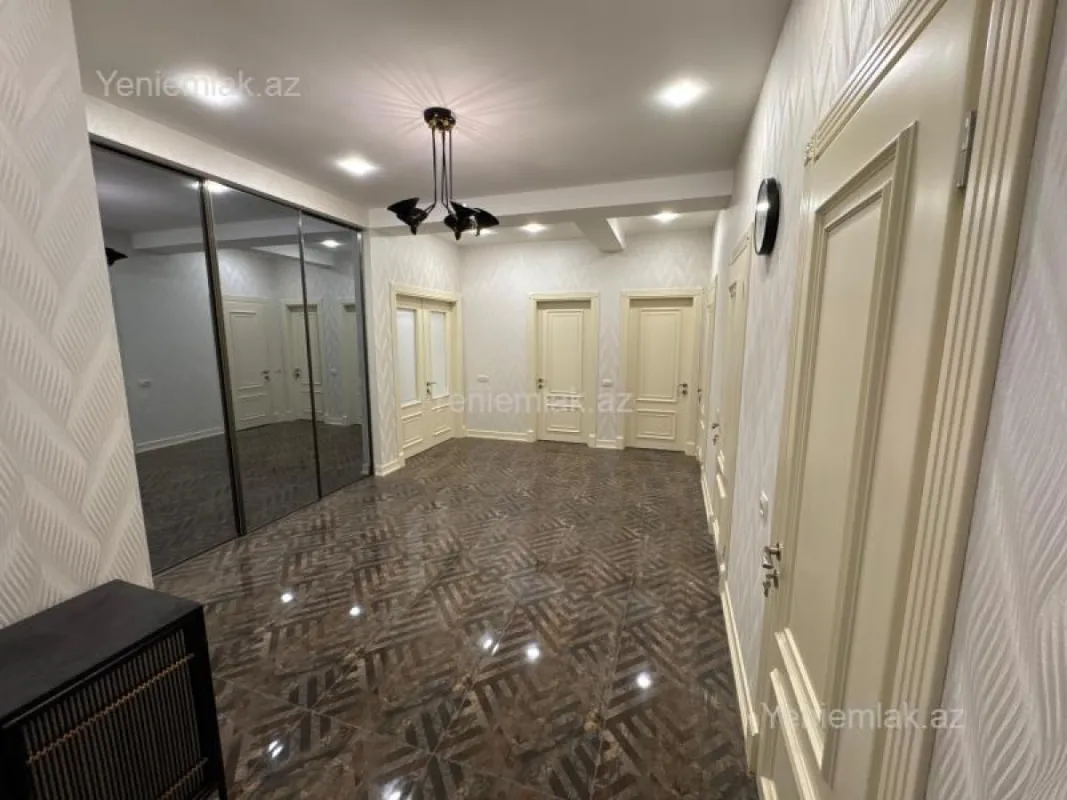 Satılır 3 otaqlı yeni tikili 148 m²