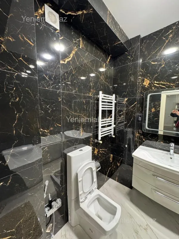 Satılır 3 otaqlı yeni tikili 148 m²