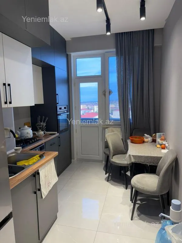 Satılır 2 otaqlı yeni tikili 74 m²