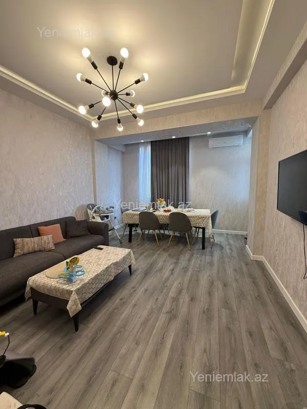 Satılır 2 otaqlı yeni tikili 74 m²