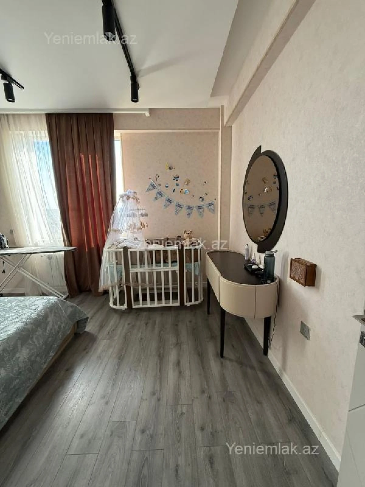 Satılır 2 otaqlı yeni tikili 74 m²