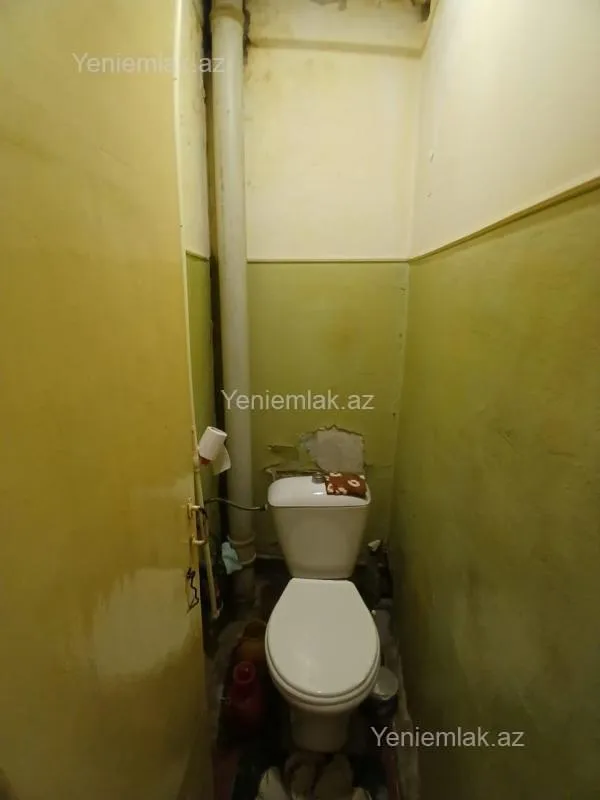 Satılır 3 otaqlı köhnə tikili 72 m²