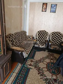 Satılır 3 otaqlı köhnə tikili 75 m²