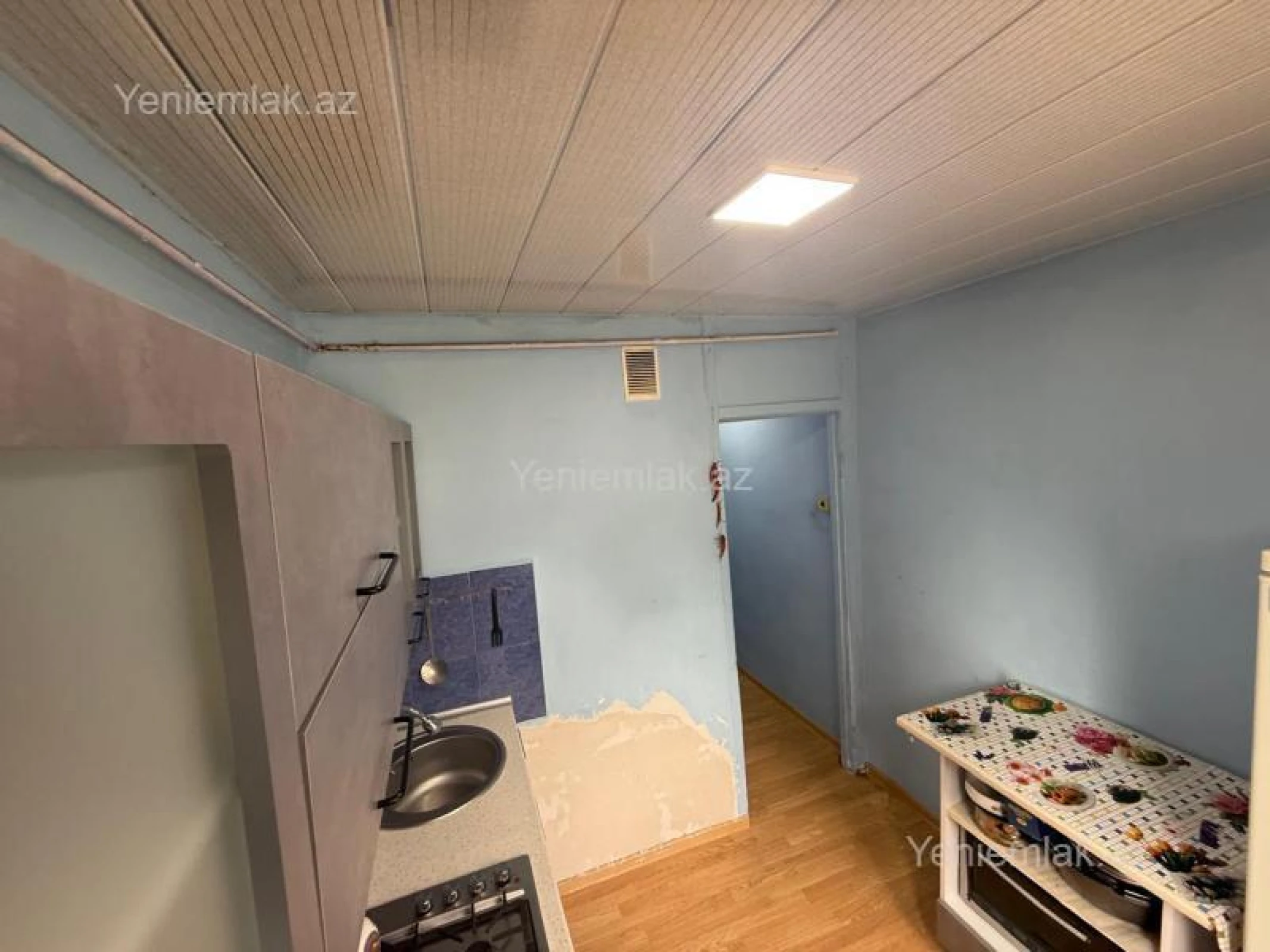 Satılır 2 otaqlı köhnə tikili 47 m²