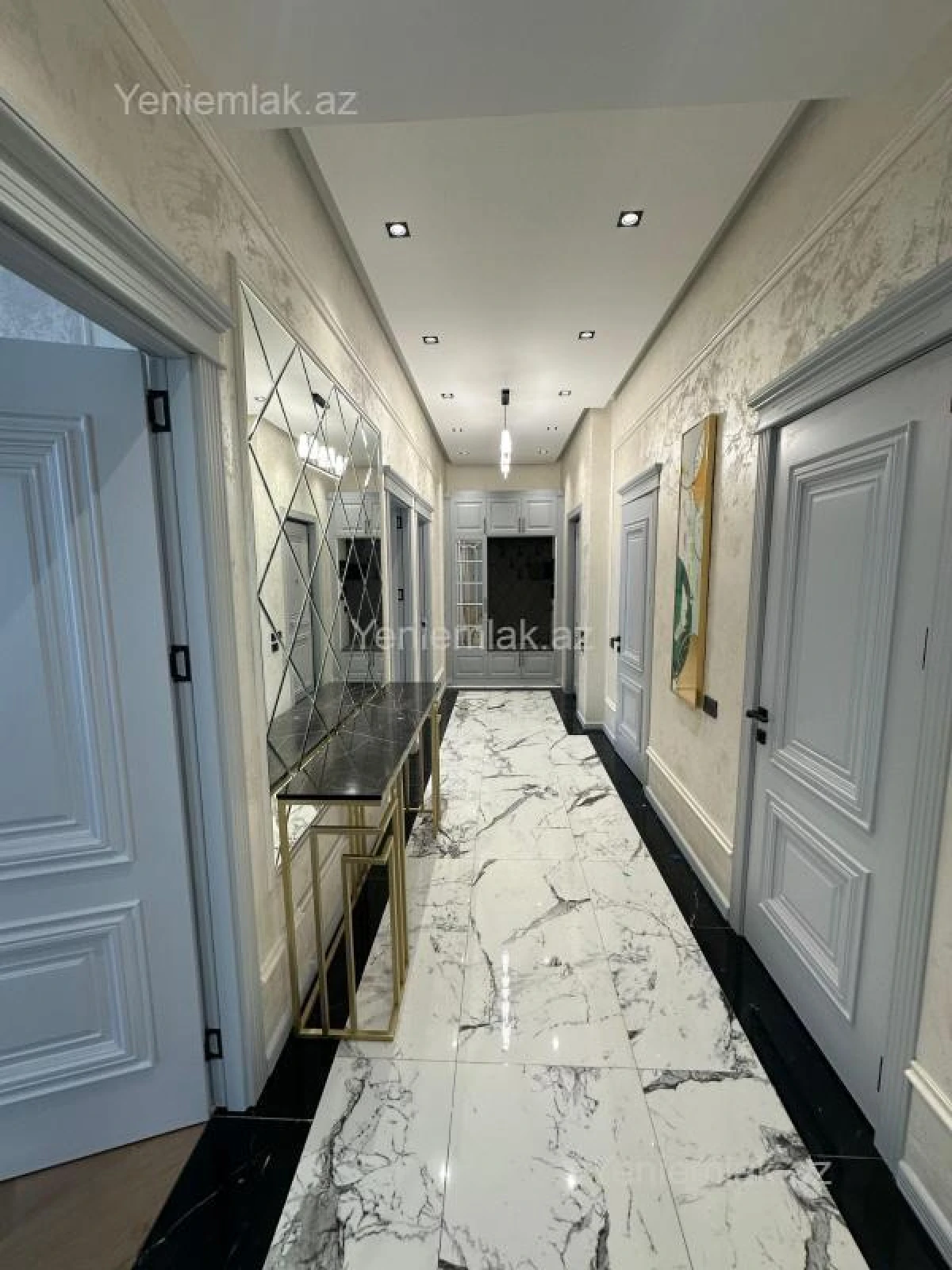 Satılır 3 otaqlı yeni tikili 118 m²