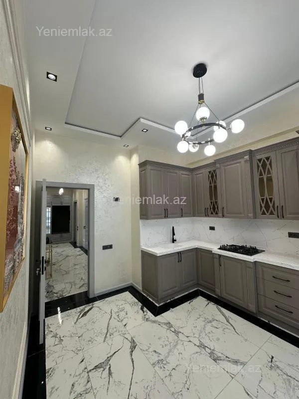 Satılır 3 otaqlı yeni tikili 118 m²