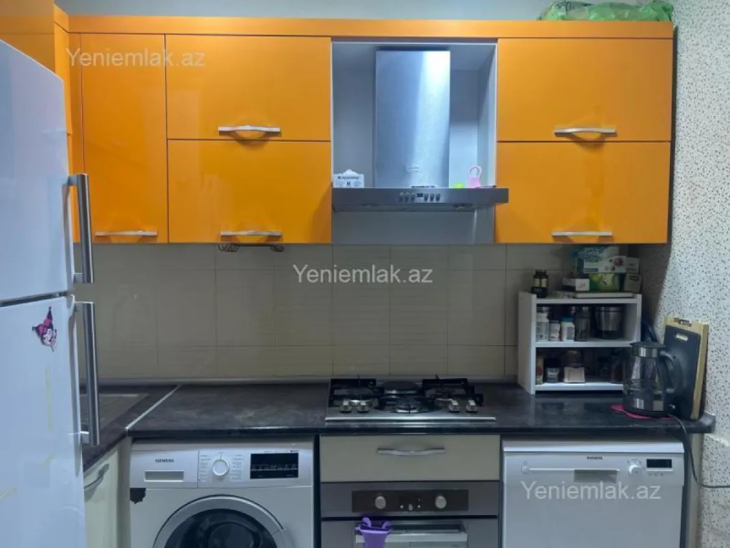 Satılır 3 otaqlı yeni tikili 75 m²