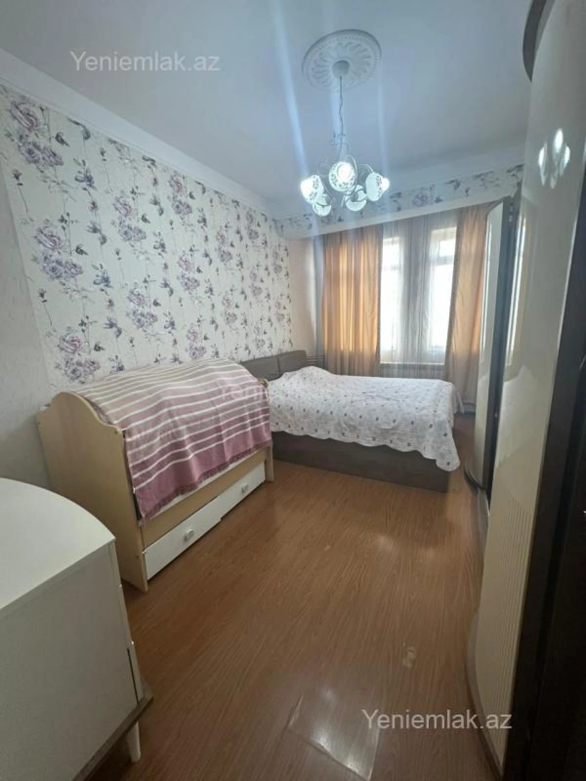 Satılır 3 otaqlı yeni tikili 75 m²