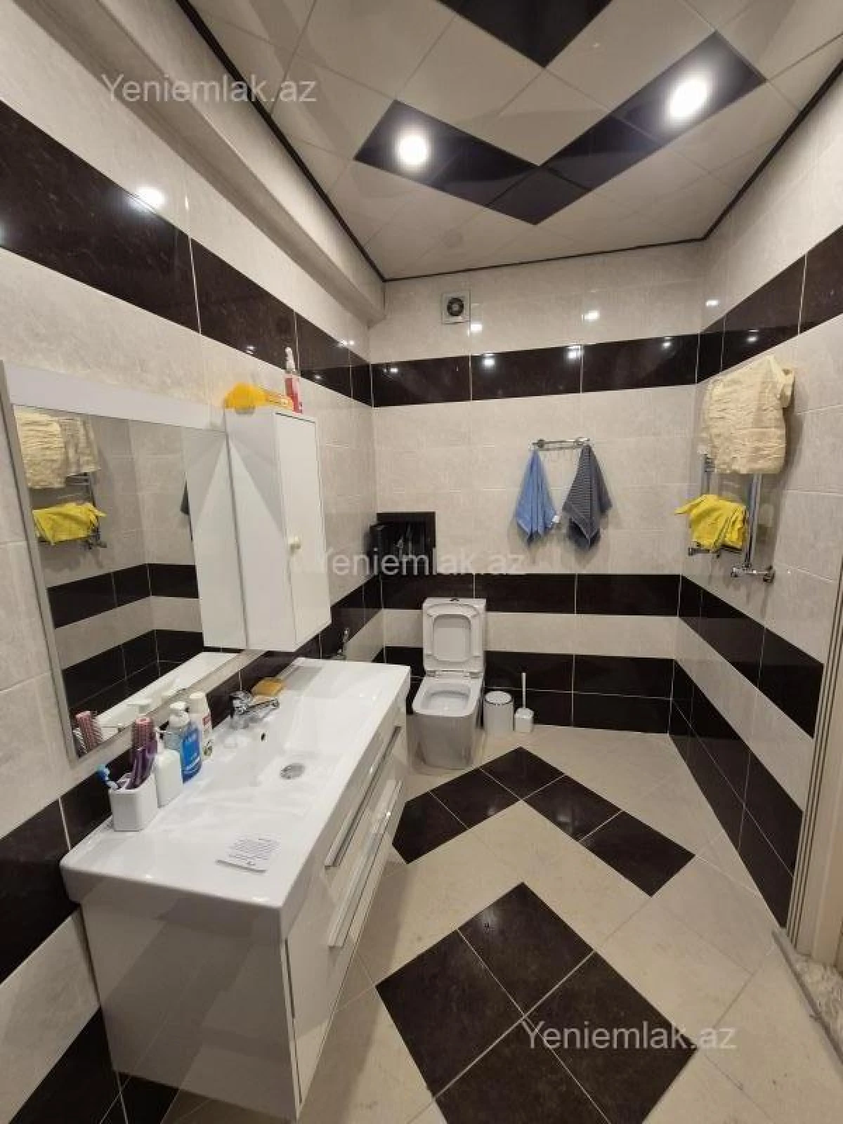Satılır 3 otaqlı yeni tikili 146 m²