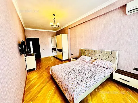 Satılır 3 otaqlı yeni tikili 147 m²