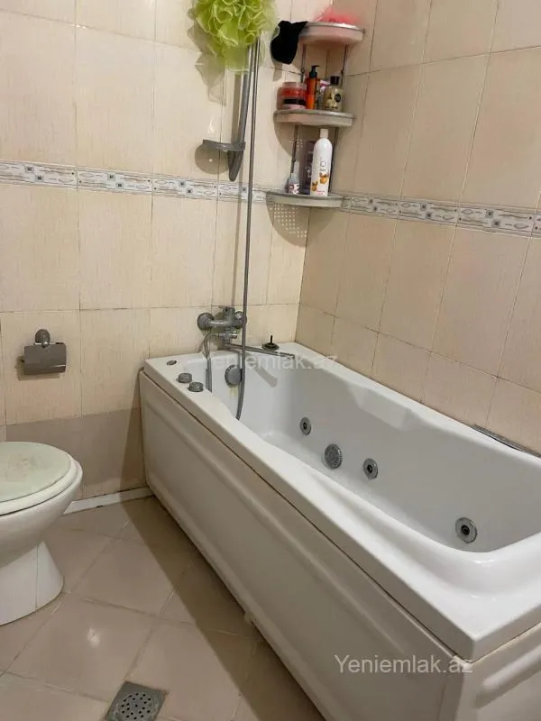 Satılır 2 otaqlı yeni tikili 100 m²