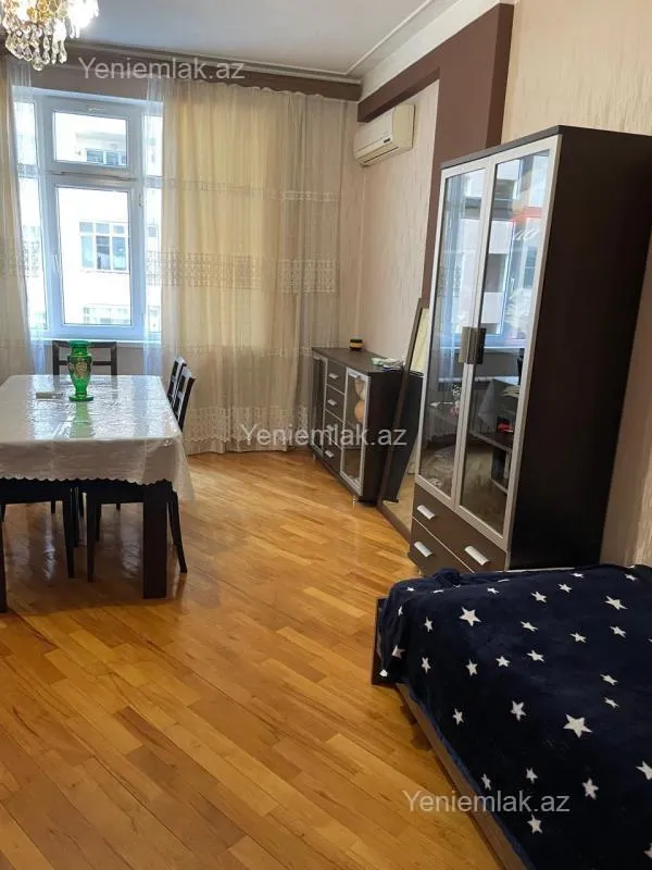 Satılır 2 otaqlı yeni tikili 100 m²