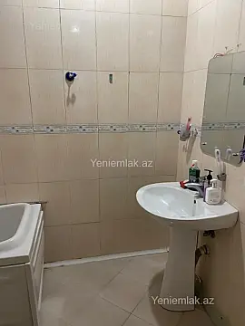 Satılır 2 otaqlı yeni tikili 100 m²