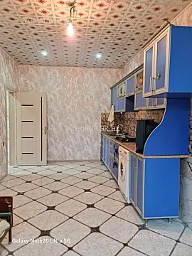 Satılır 4 otaqlı həyət evi 180 m²