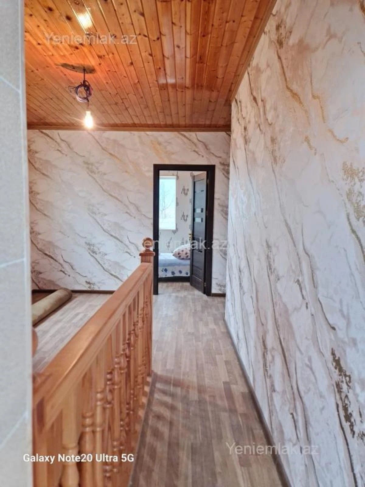 Satılır 4 otaqlı həyət evi 180 m²