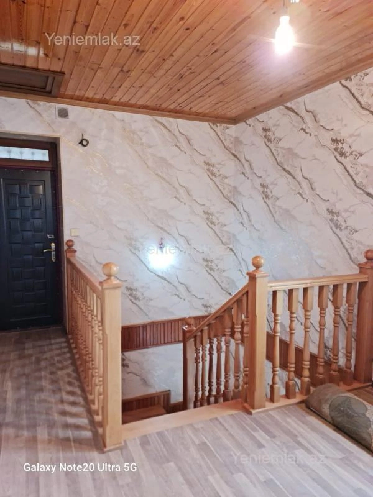 Satılır 4 otaqlı həyət evi 180 m²