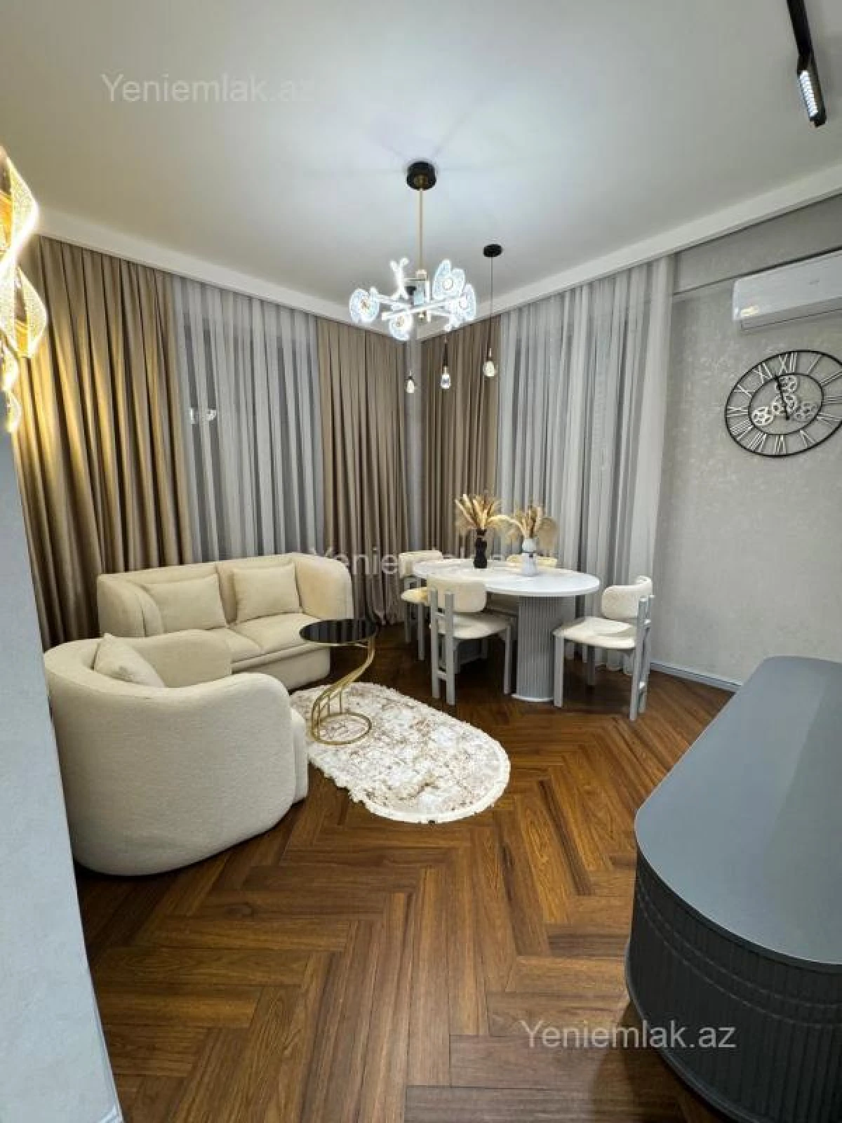 Satılır 2 otaqlı yeni tikili 60 m²