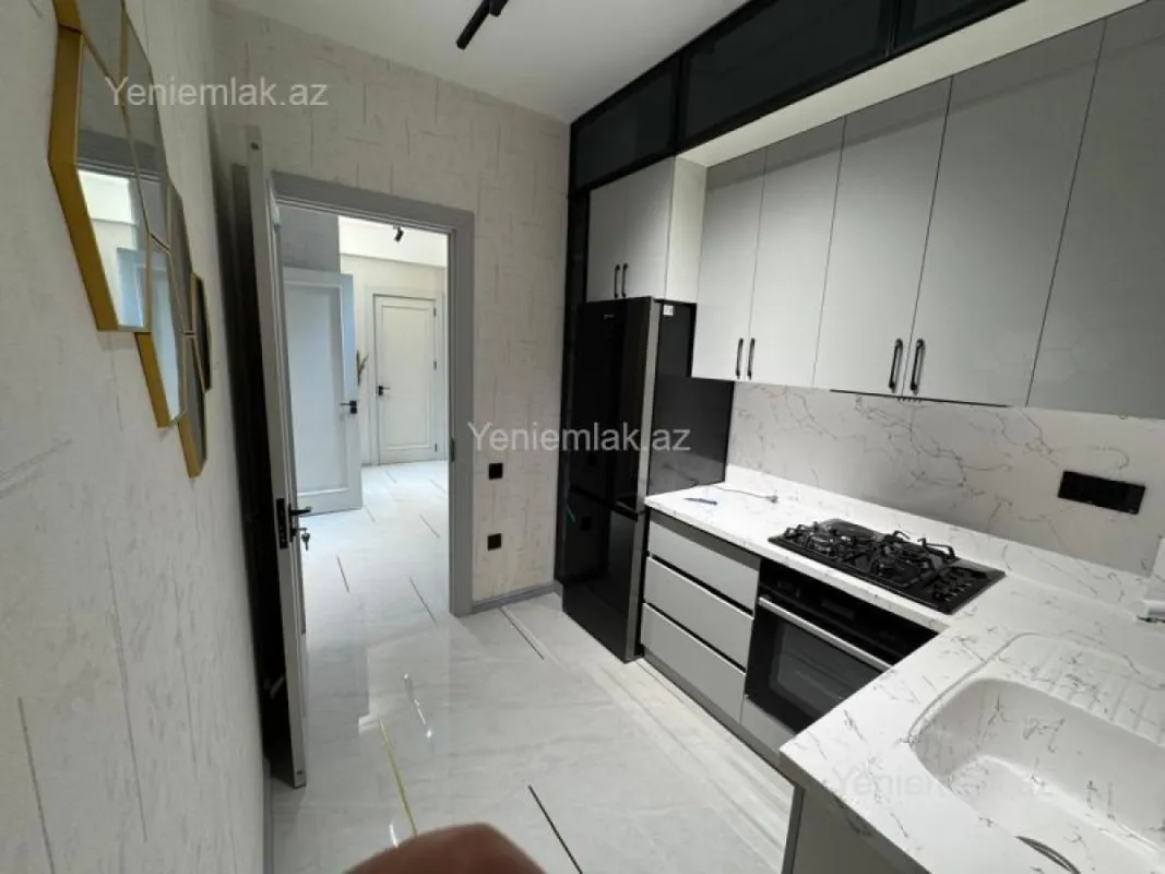 Satılır 2 otaqlı yeni tikili 60 m²