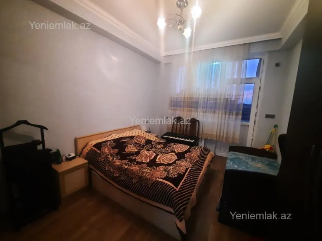 Satılır 2 otaqlı yeni tikili 68 m²
