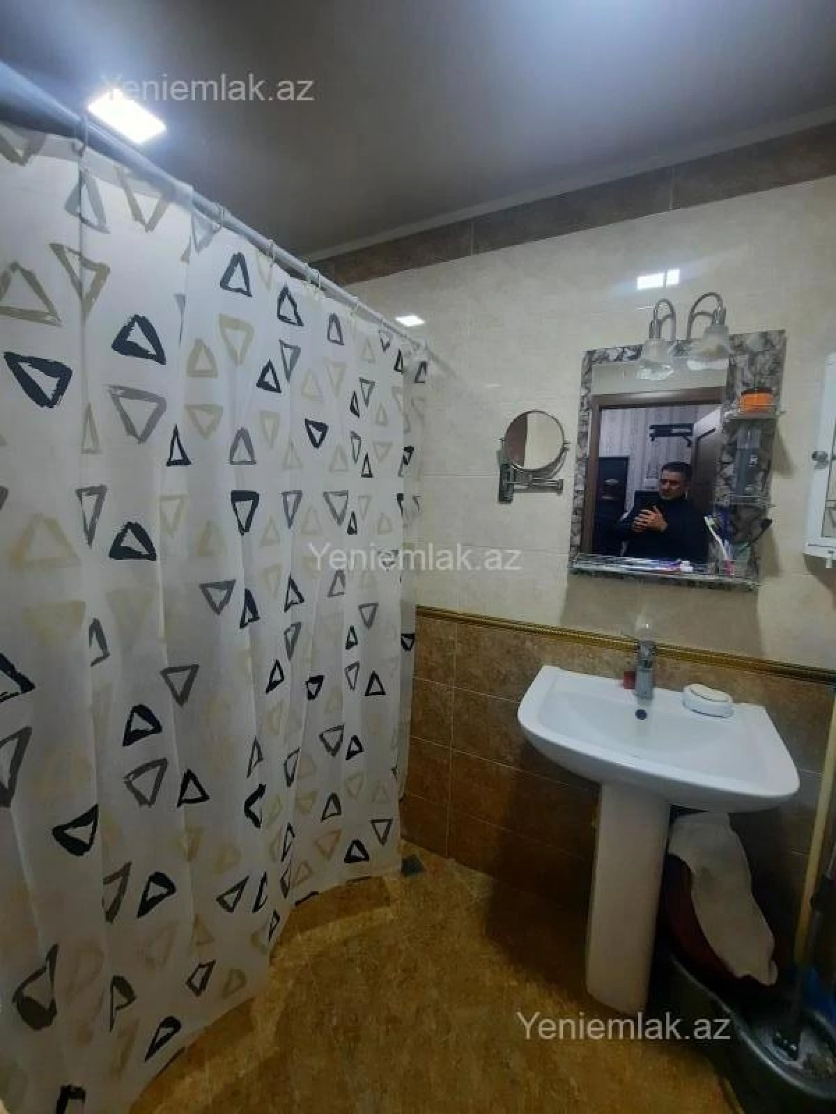 Satılır 2 otaqlı yeni tikili 68 m²