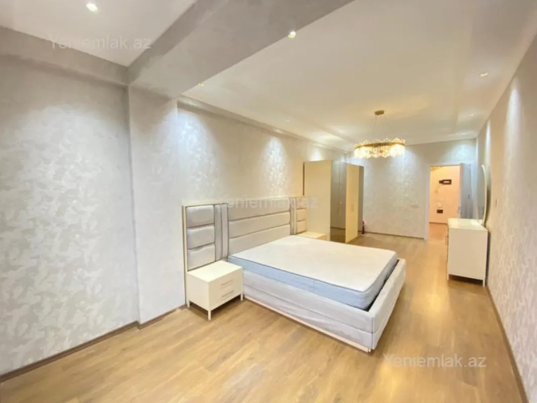 Satılır 2 otaqlı yeni tikili 78 m²