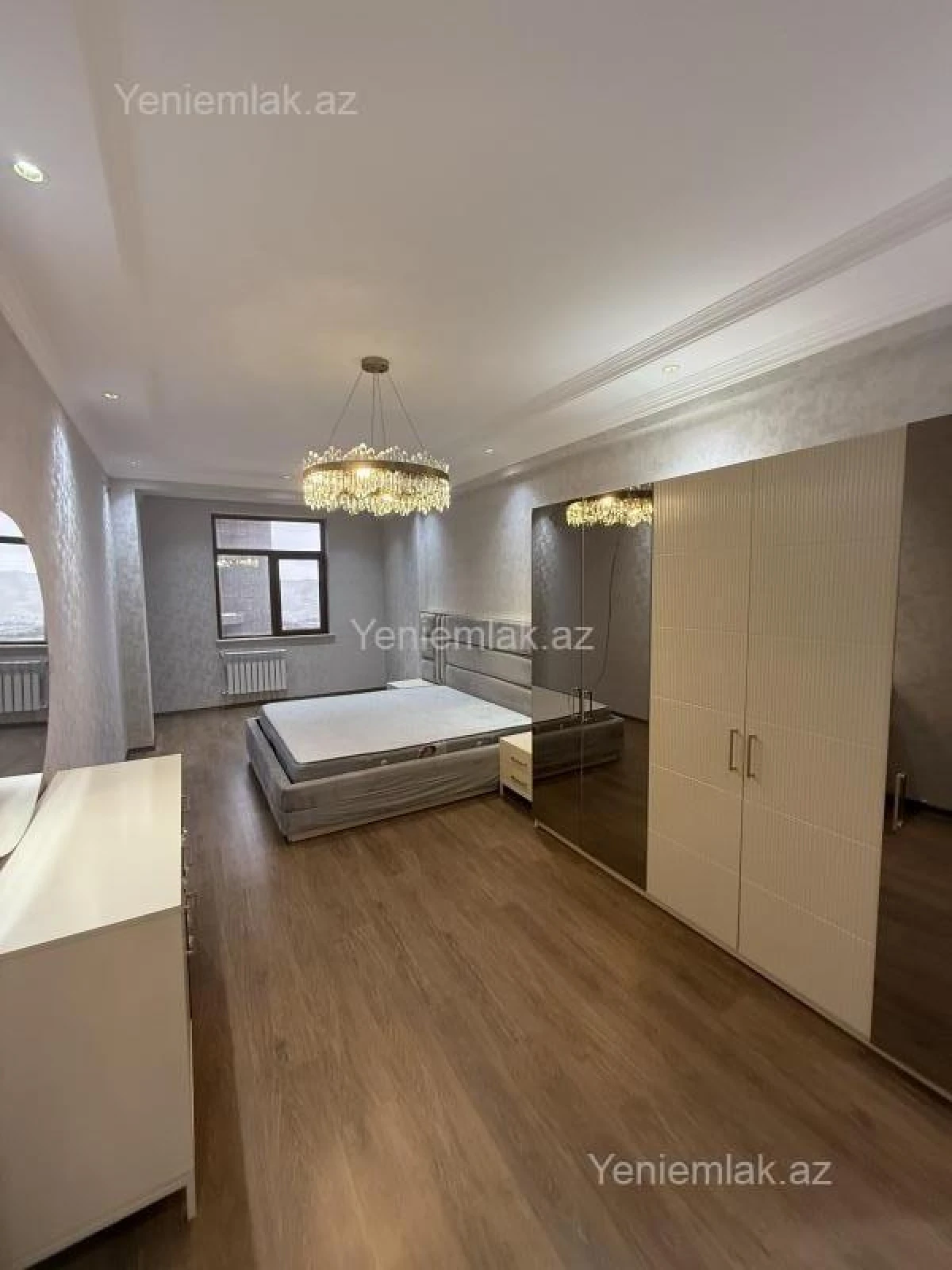 Satılır 2 otaqlı yeni tikili 78 m²