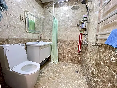 Satılır 2 otaqlı yeni tikili 50 m²