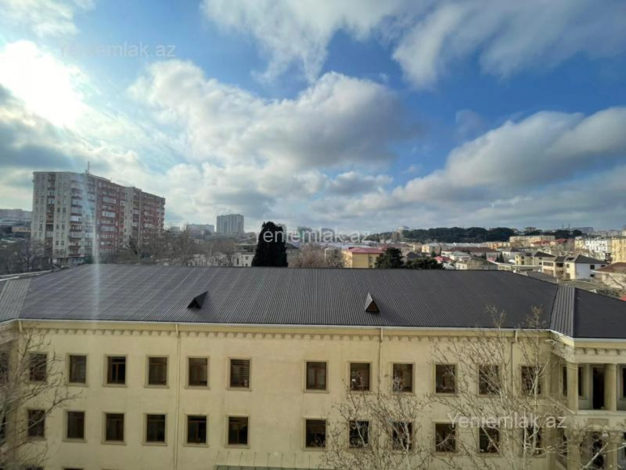 Satılır 2 otaqlı yeni tikili 50 m²