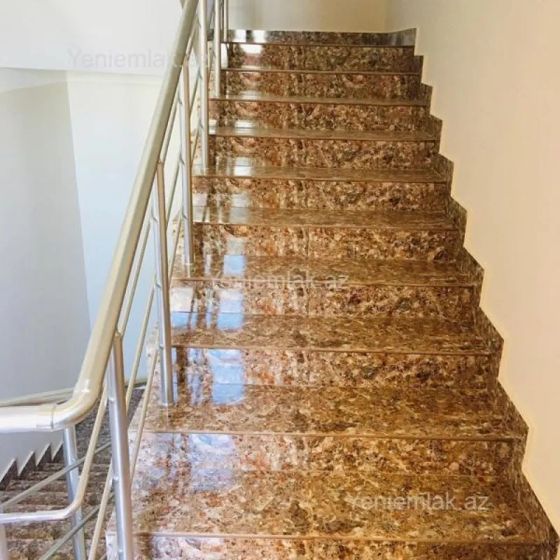 Satılır 3 otaqlı yeni tikili 98 m²