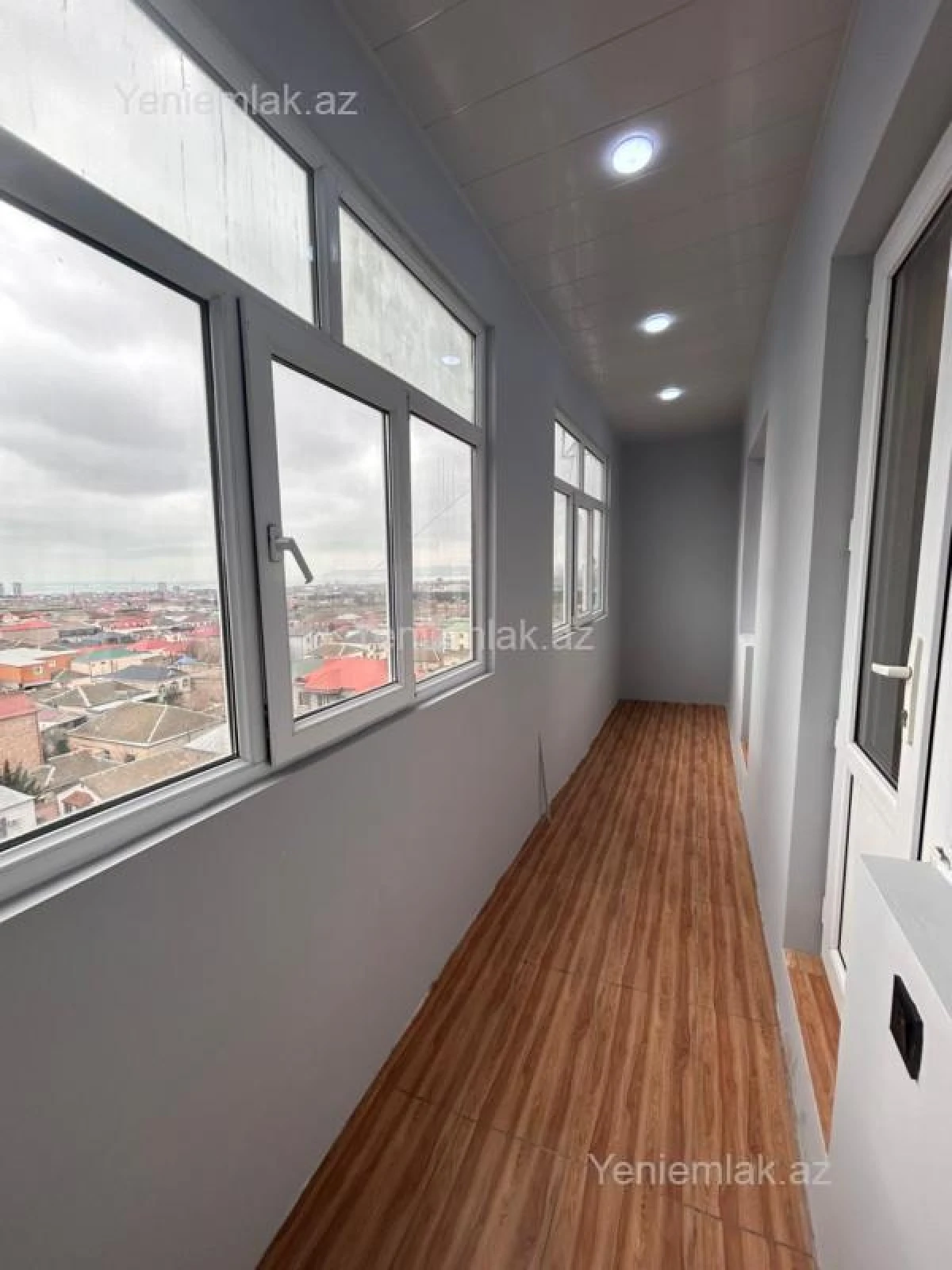 Satılır 3 otaqlı köhnə tikili 80 m²