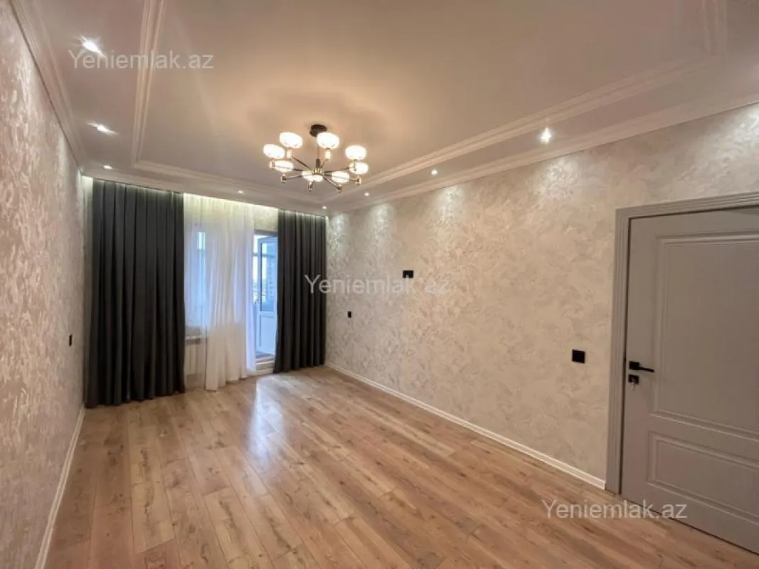 Satılır 3 otaqlı köhnə tikili 80 m²