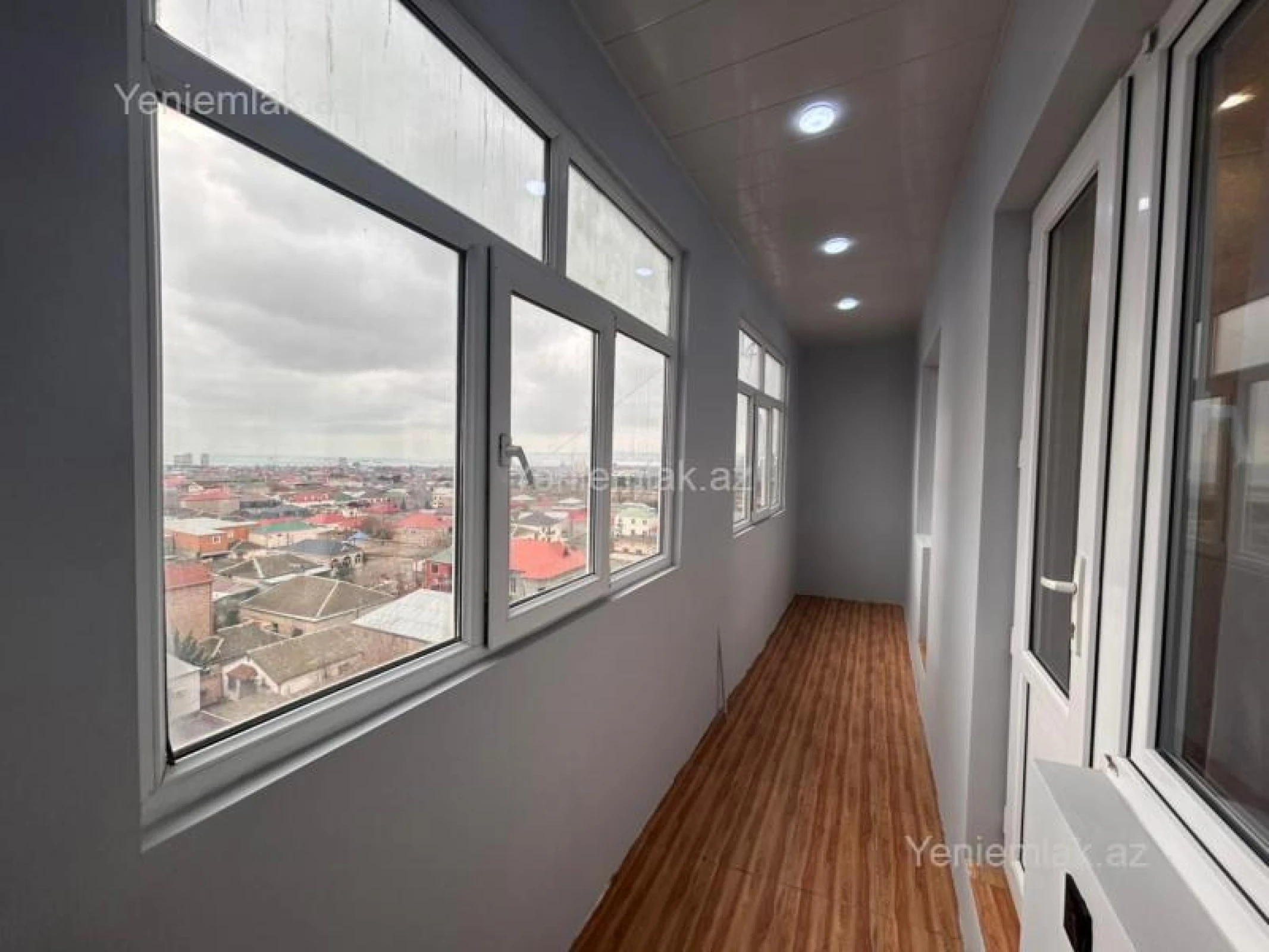 Satılır 3 otaqlı köhnə tikili 80 m²