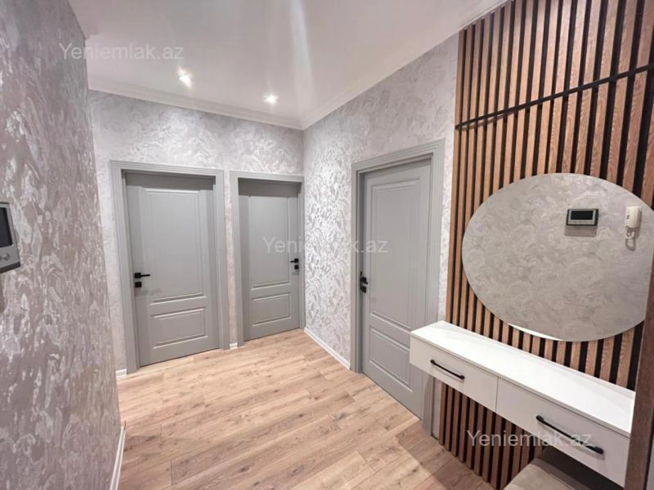 Satılır 3 otaqlı köhnə tikili 80 m²