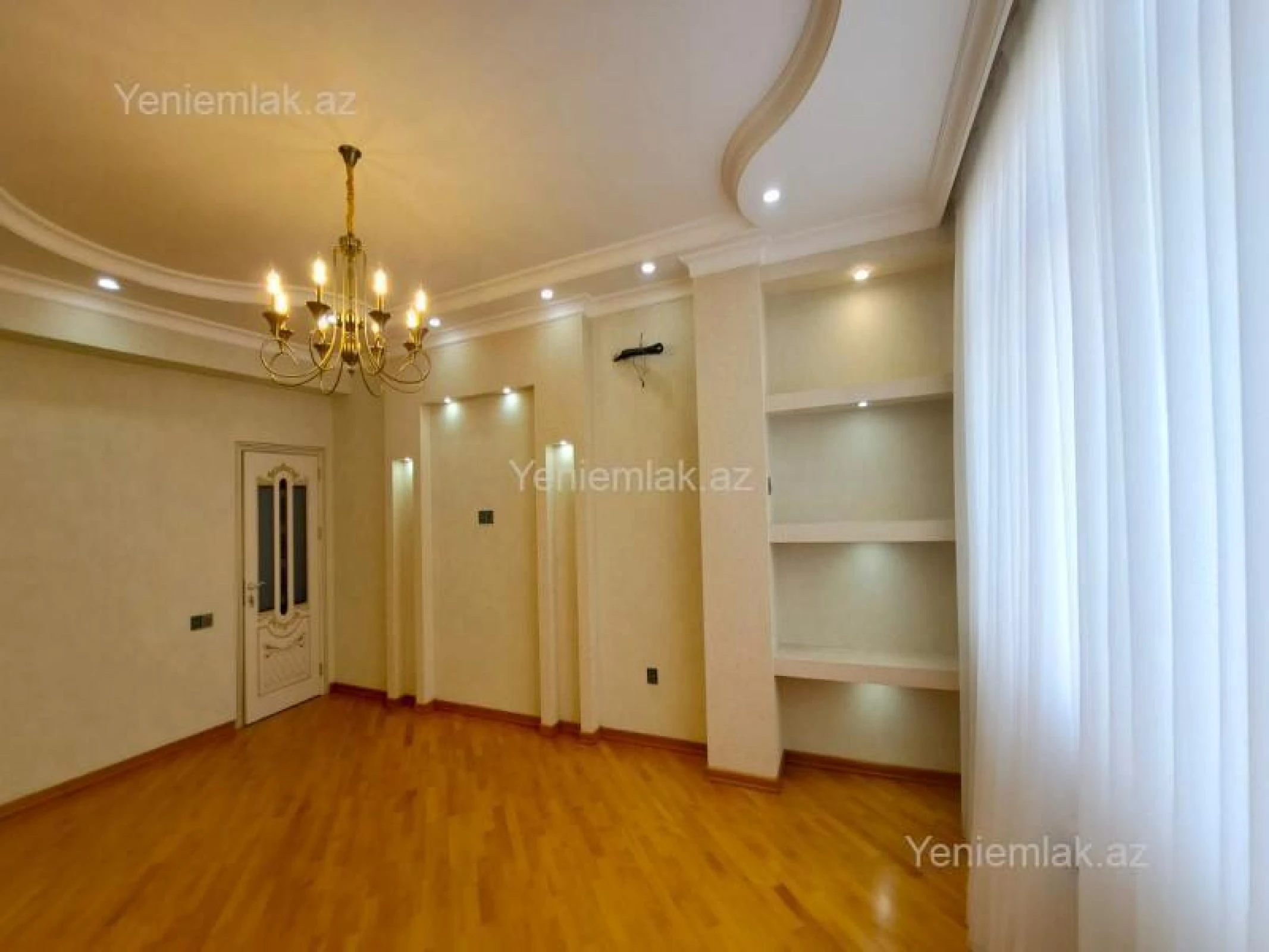 Satılır 2 otaqlı yeni tikili 90 m²