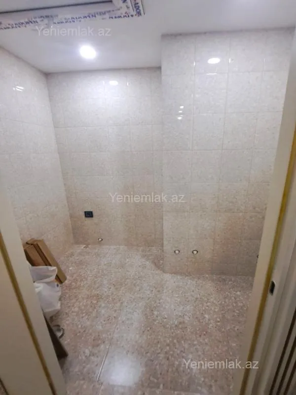 Satılır 2 otaqlı yeni tikili 90 m²