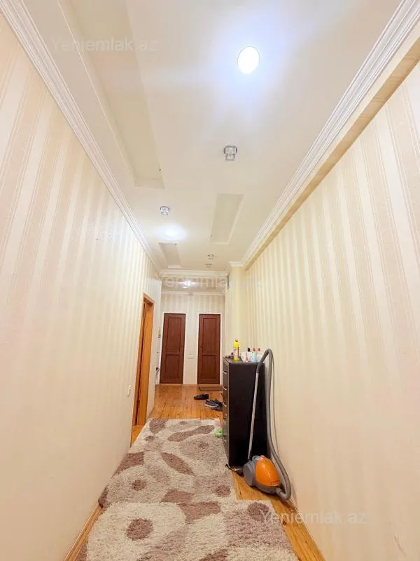 Satılır 2 otaqlı yeni tikili 88 m²