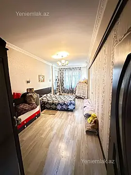 Satılır 3 otaqlı yeni tikili 130 m²