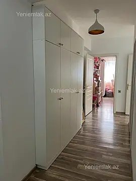 Satılır 3 otaqlı köhnə tikili 90 m²